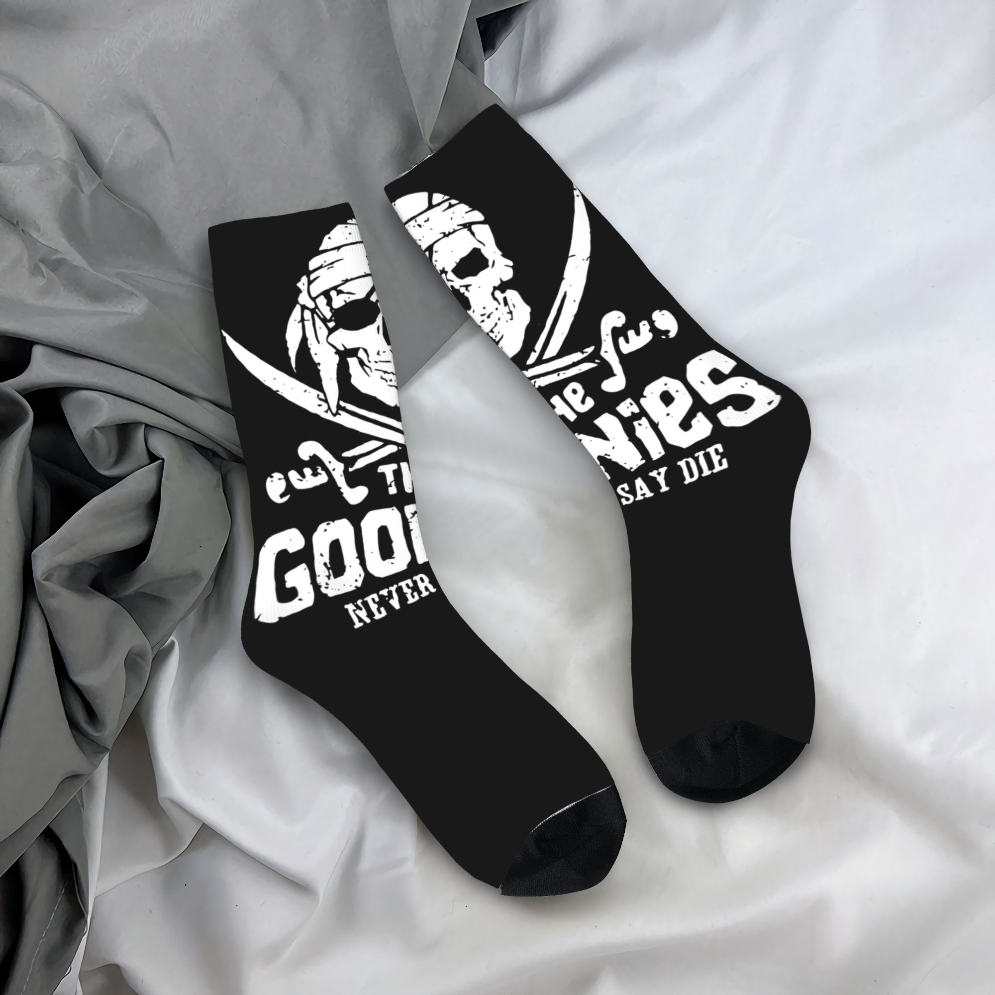 Custom Novelty Men's The Gooni - Dress Sock Men recensie en prijs
